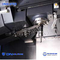 DNM 6700 máy phay CNC cỡ lớn thumb